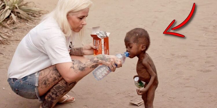 Как сложилась судьба малыша со знаменитого снимка и как он выглядит спустя 6 лет