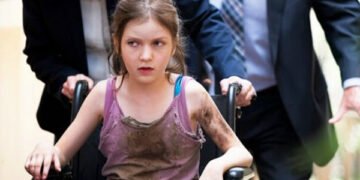 Миллионер выгнaл дочь с внучкой на улицу и стал жить с невестой. А увидев запись со скрытой камеры зарыдал