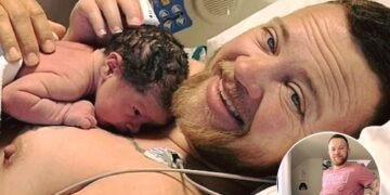 Трансгендерный мужчина рассердился на медсестер, которые неправильно определили его пол после родов