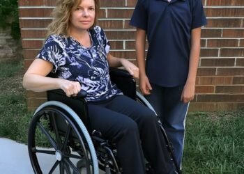 Это история женщины, чья жизнь была разрушена предательством мужа.