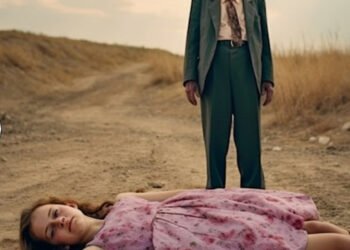 Дед вез на машине любимую внучку — но вдруг их путь преградили бандиты! А когда увидели у нее под платьем ЭТО, просто потеряли дар речи