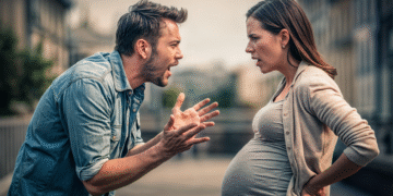 Ты ТРЯПКА в моём ДОМЕ! — орал Олег на свою бывшую супругу, но он даже не мог знать, что его ждёт утром.